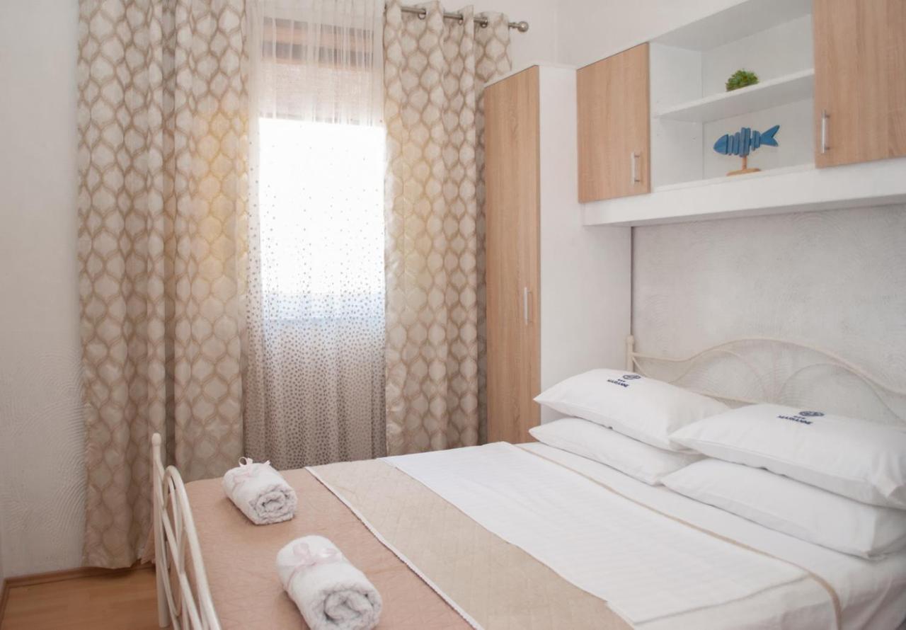Cozy Apartment With Garden Kastela Dış mekan fotoğraf